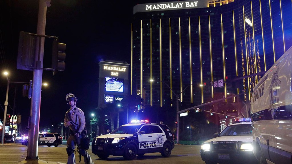 Las Vegas, terrore o mera follia omicida  nella città del “peccato”? L’Isis rivendica l’attacco, ma i dubbi restano