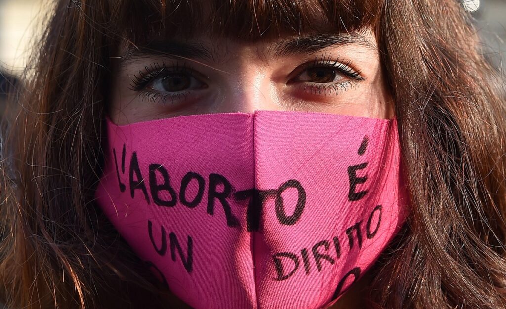 L’aborto non ha niente a che fare con i diritti del corpo delle donne